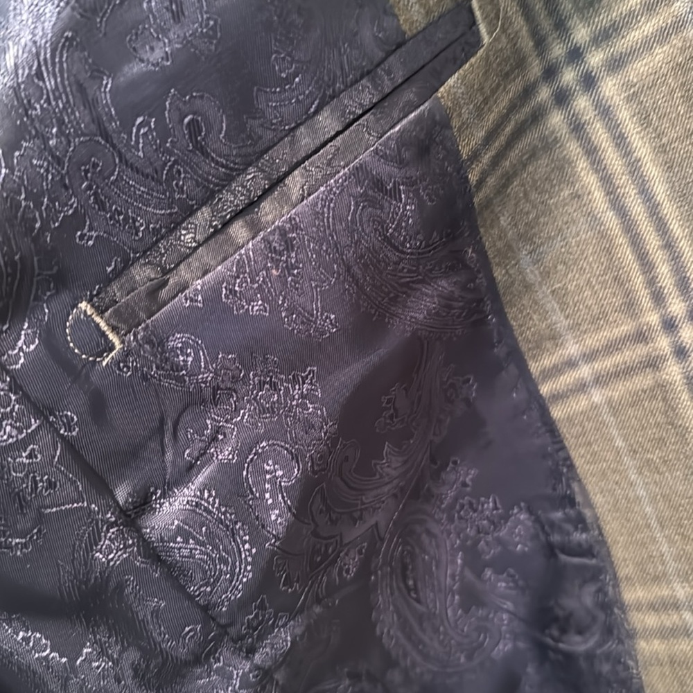 NWOT Mens beautiful sports coat by Jos A Bank. Size 35 short. Brown/blue/tan - Picture 9 of 14